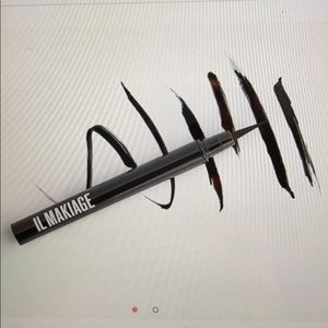 IL MAKIAGE  ink liner in Black - liquid liner